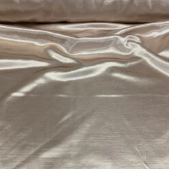 Shantung Satin (Reversible) Table Runner In Champagne -Urquid Linen Shop ChampagneB 80e7e041 f7f7 4ef4 b5f0 3fbf8320025c