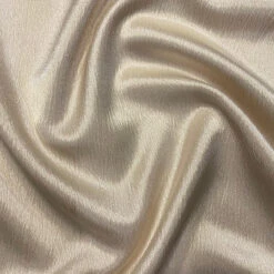 Luxury Satin Table Linen In Champagne 13 Luxury Satin Table Linen In Champagne -Urquid Linen Shop Champagne 4 1200 f6cd68ab 46f4 47eb 83c3 513a2fccdcbe