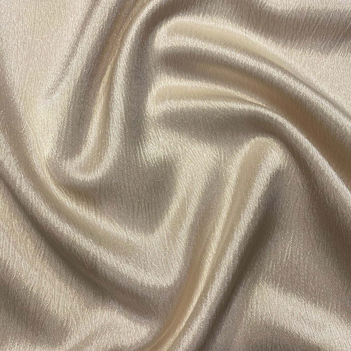 Luxury Satin Table Linen In Champagne 3 Luxury Satin Table Linen In Champagne - Image 3
