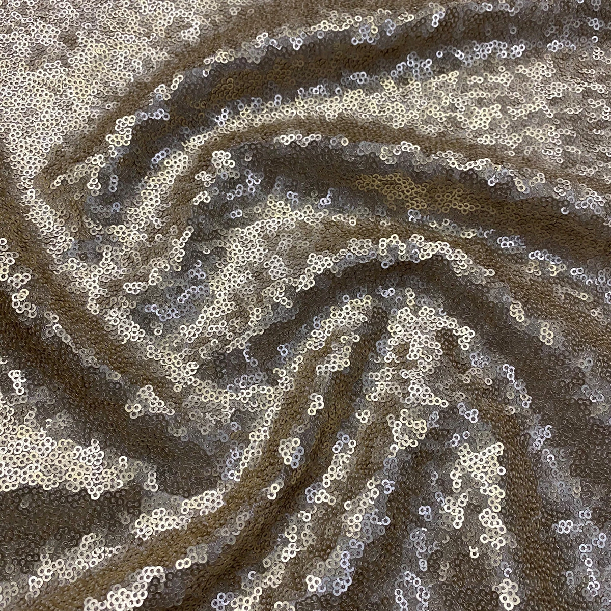 Glitz Sequins Table Runner In Champagne 3 Glitz Sequins Table Runner In Champagne - Image 3