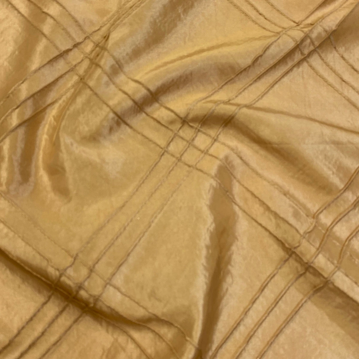 1pc - Triple Pleat Pintuck Table Linen 96" Round - Gold 3 1pc - Triple Pleat Pintuck Table Linen 96" Round - Gold - Image 3