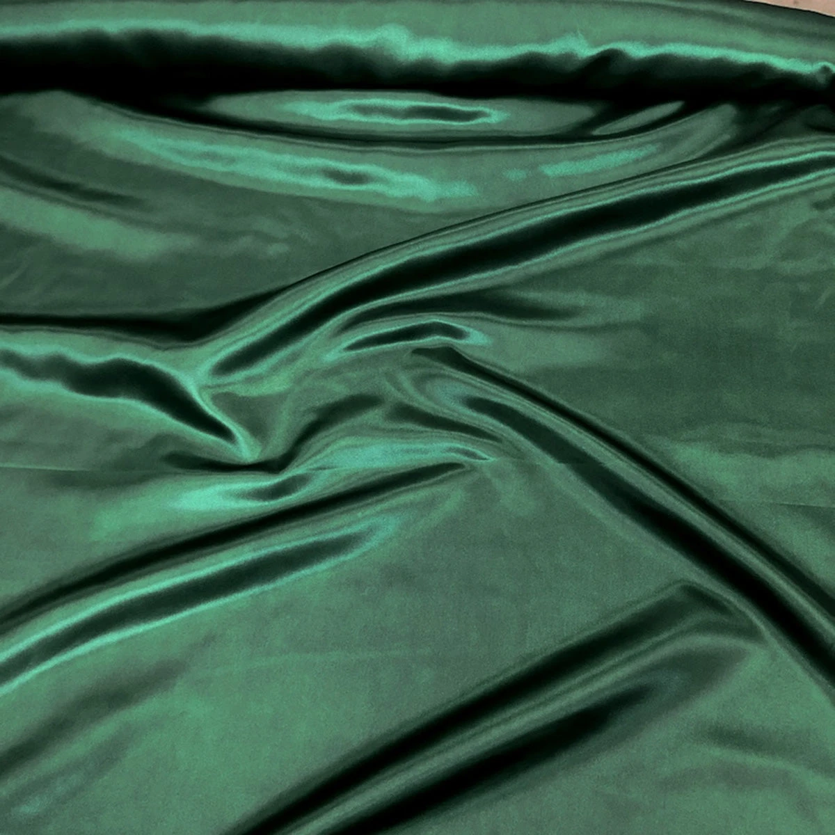 Bridal Satin Table Runner In Hunter Green 38 2 Bridal Satin Table Runner In Hunter Green 38 - Image 2