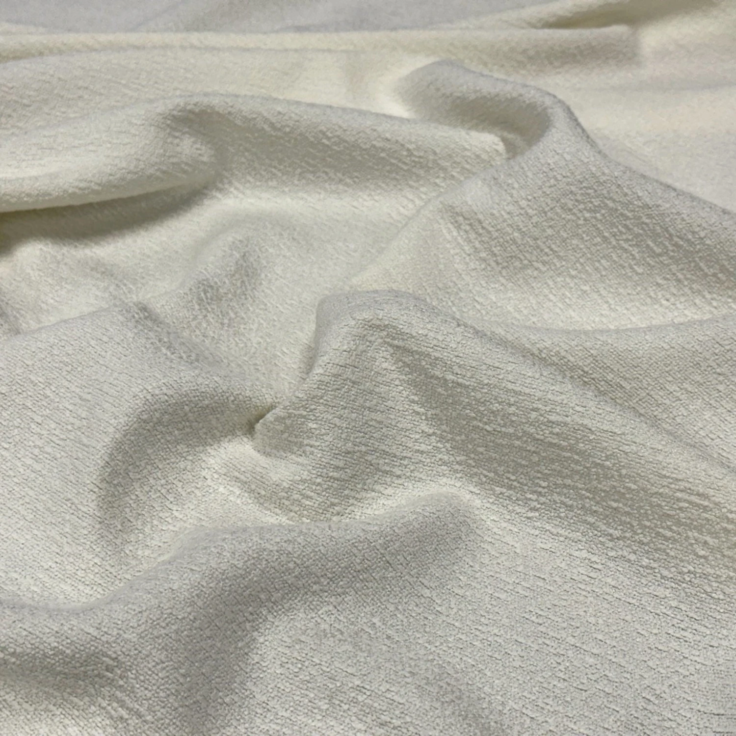 1pc. - Cloud Chenille Table Linen In Off White (108"x156" Banquet) 5 1pc. - Cloud Chenille Table Linen In Off White (108"x156" Banquet) - Image 5