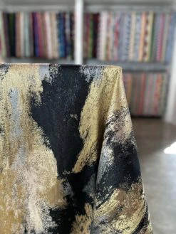 Element Jacquard Table Linen In Black And Gold -Urquid Linen Shop PhotoJan162023 24820PM
