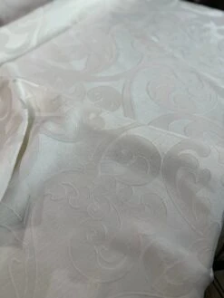 Classic Jacquard Table Linen In Ivory 15 Classic Jacquard Table Linen In Ivory -Urquid Linen Shop PhotoJan162023 34612PM