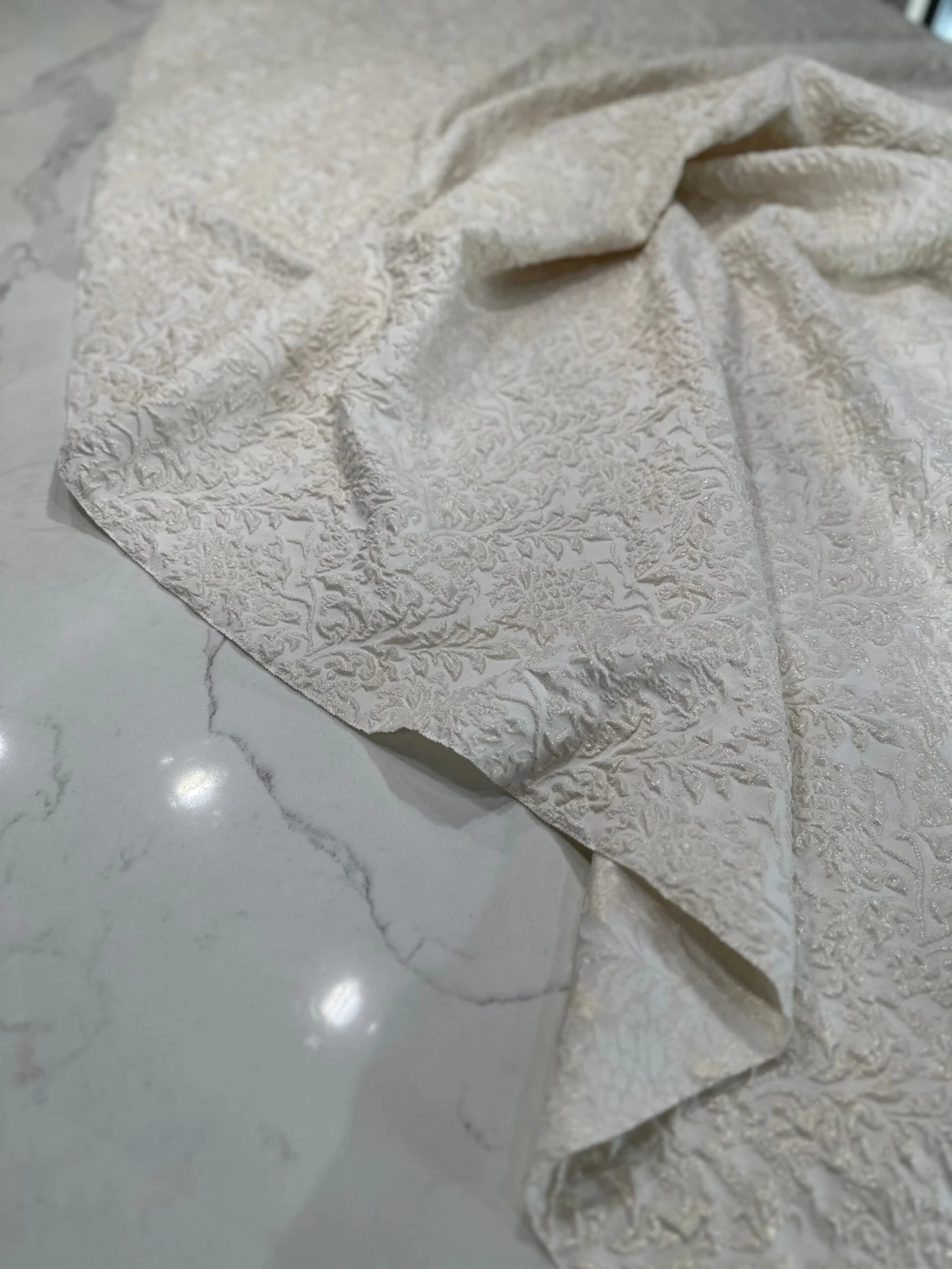 Lucia Jacquard Table Linen In Ivory 6 Lucia Jacquard Table Linen In Ivory - Image 6