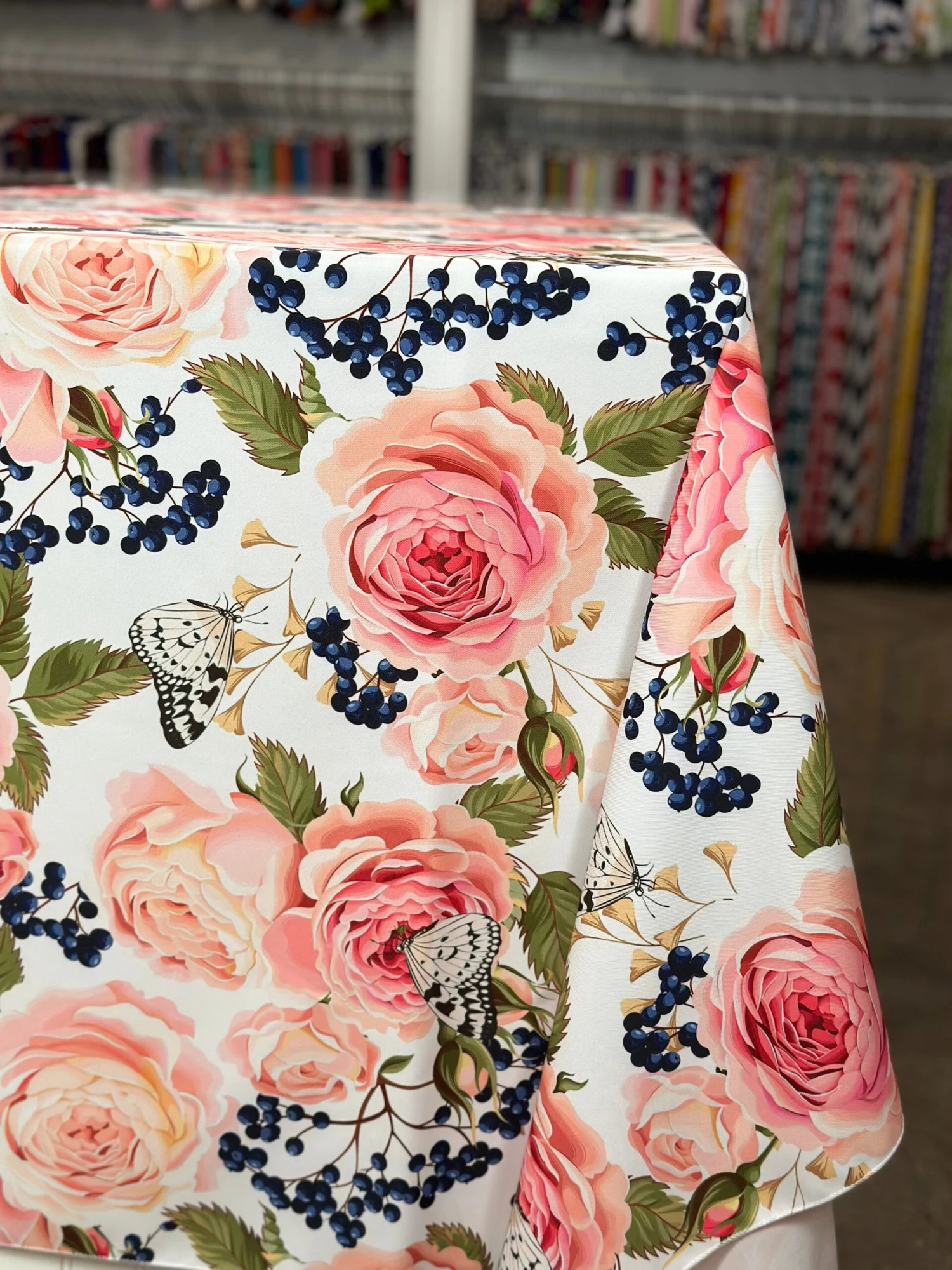 Blush Bouquet (Poly Print) Table Linen 4 Blush Bouquet (Poly Print) Table Linen - Image 4