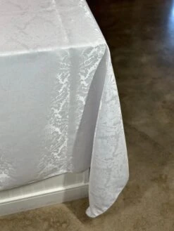 Damask Poly Table Linen In White -Urquid Linen Shop PhotoJul172023 112920AM