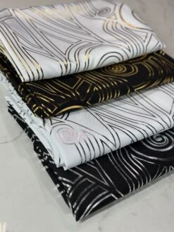 Luxor (Metallic Print) Table Linen In White And Gold -Urquid Linen Shop PhotoJul182023 24627PM e957ab77 aef0 4008 94d1 655168e30535