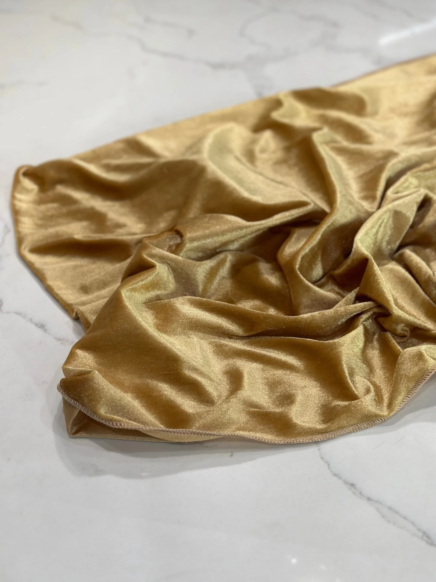 1pc - Lush Velvet Table Linen In Gold (120" Round) 7 1pc - Lush Velvet Table Linen In Gold (120" Round) - Image 7