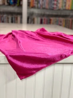 Lush Velvet Table Linen In Fuchsia -Urquid Linen Shop PhotoJul262023 113955AM