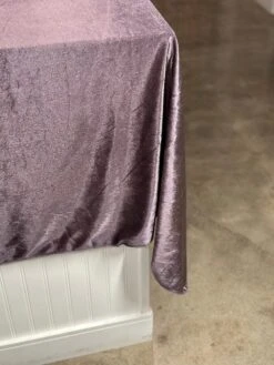 Lush Velvet Table Linen In Mauve 10 Lush Velvet Table Linen In Mauve -Urquid Linen Shop PhotoJul262023 115010AM 77d9a53c 4b39 4da3 9682 7e5c1a595250