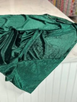 Lush Velvet Table Linen In Hunter Green -Urquid Linen Shop PhotoJul262023 120158PM
