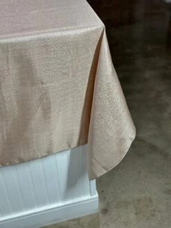 Metallic Burlap Table Linen In Champagne/Silver -Urquid Linen Shop PhotoJul262023 121714PM