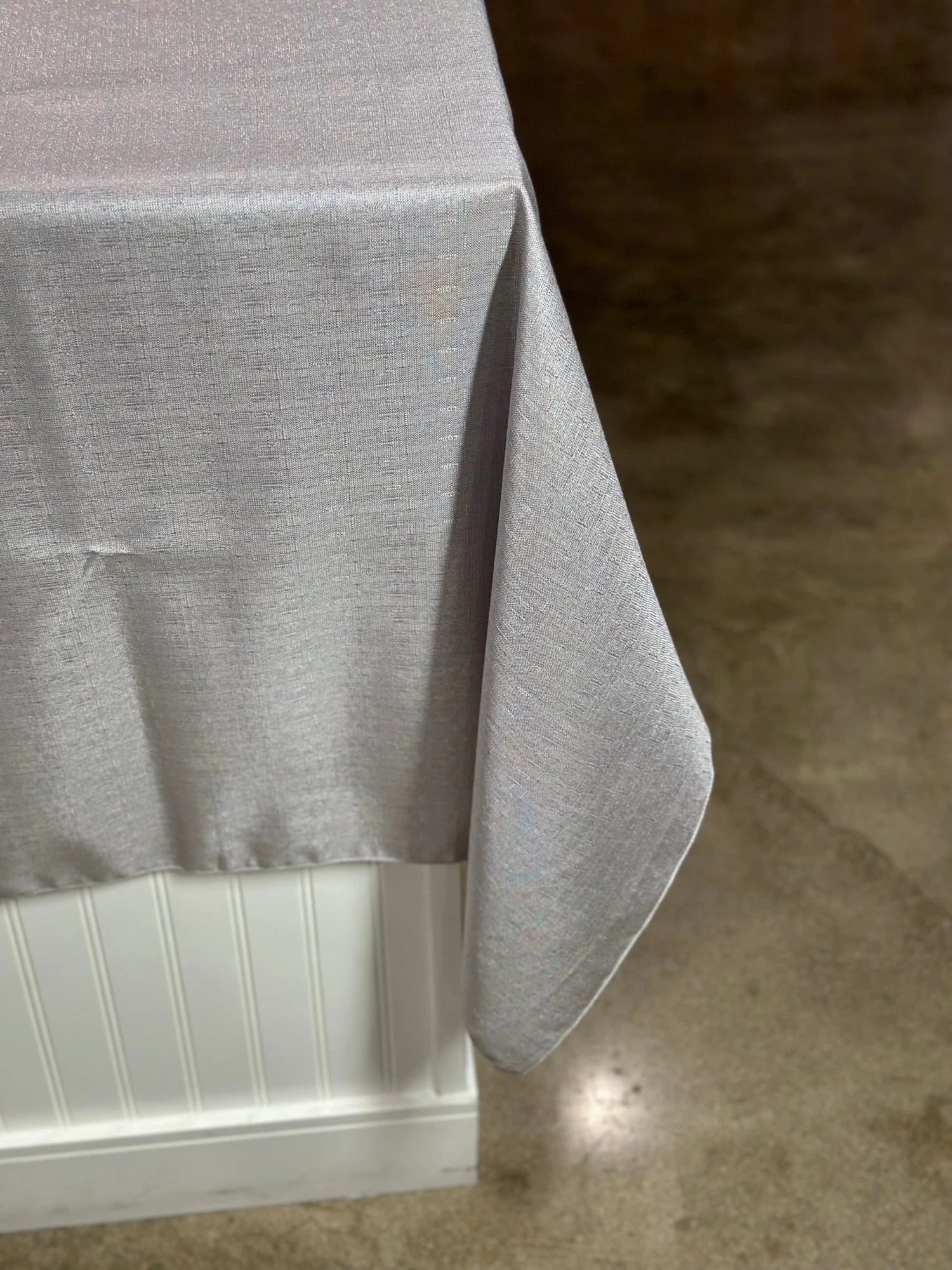 1pc - Metallic Burlap Table Linen 92"x158" Banquet - Silver/Silver 4 1pc - Metallic Burlap Table Linen 92"x158" Banquet - Silver/Silver - Image 4