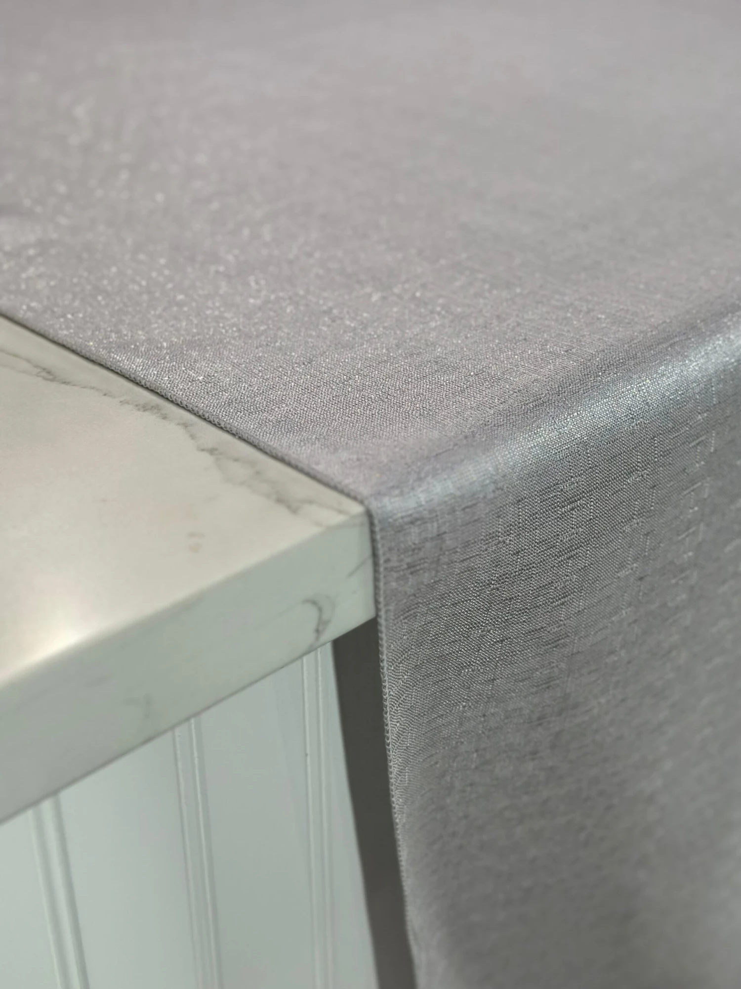 1pc - Metallic Burlap Table Linen 92"x158" Banquet - Silver/Silver 6 1pc - Metallic Burlap Table Linen 92"x158" Banquet - Silver/Silver - Image 6