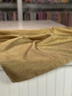 1pc - Metallic Burlap Table Linen In Antique Gold/Gold (90"x156" Banquet) -Urquid Linen Shop PhotoJul262023 123115PM