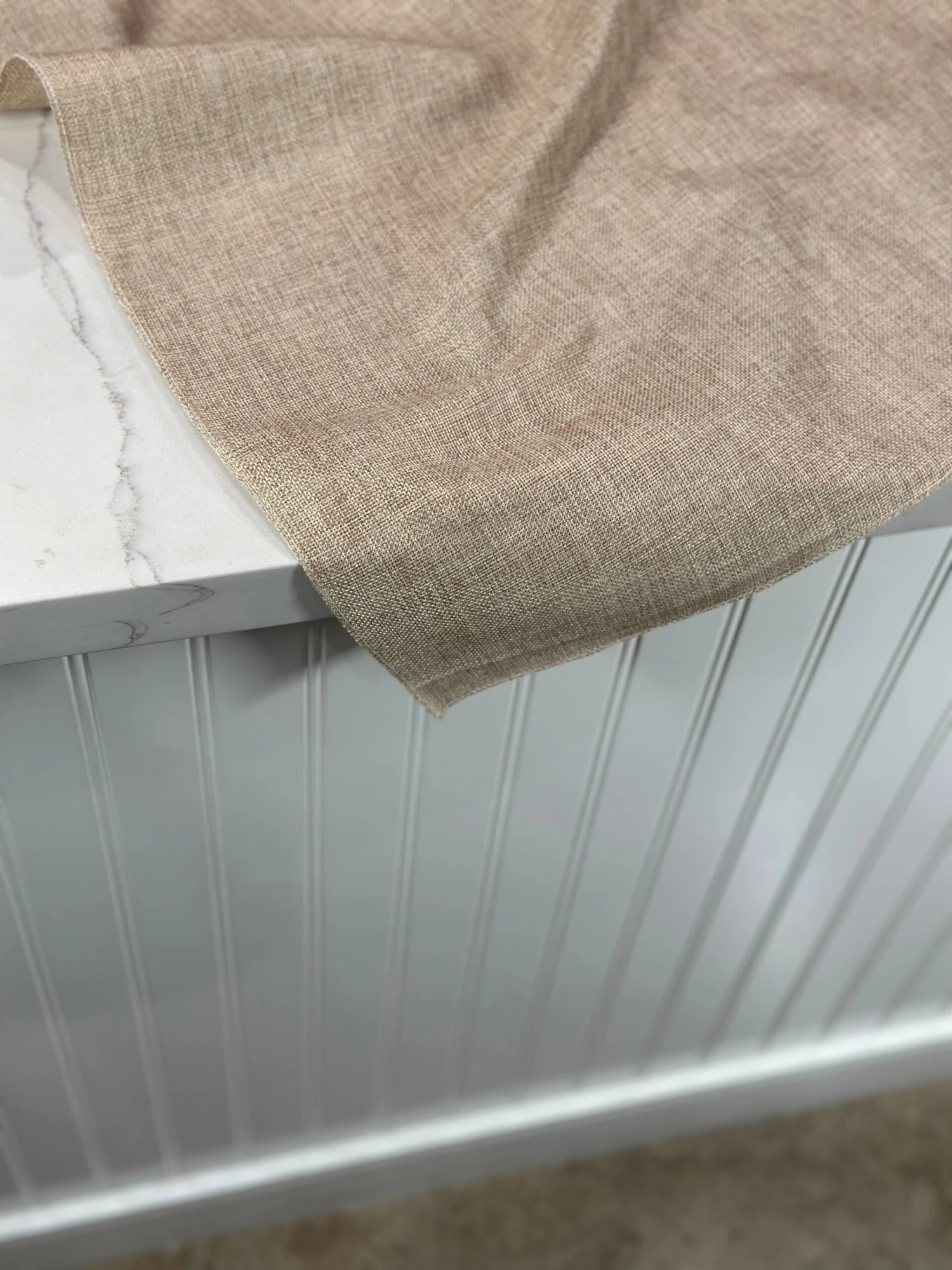 Imitation Burlap Table Linen In Wheat 8 Imitation Burlap Table Linen In Wheat - Image 8