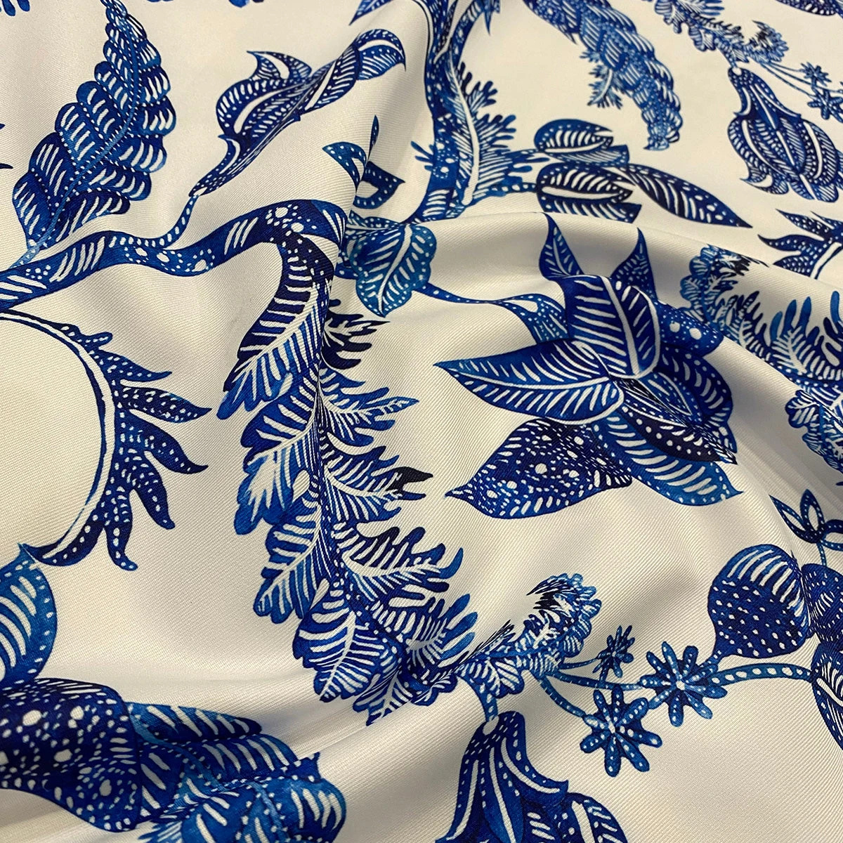 Royal Baltic (Poly Print) Table Napkin 2 Royal Baltic (Poly Print) Table Napkin - Image 2