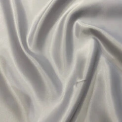 Lamour (Dull) Satin Table Runner In Silver 1301