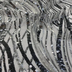 Skyfall Sequins Table Runner In Silver And White -Urquid Linen Shop SilverWhite 4 1200 d841edac 2b0c 424f b4b6 616e937f9f6f