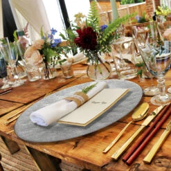 Linen - Glass Charger Plate In Silver (Item # 0236) 8 Linen - Glass Charger Plate In Silver (Item # 0236) -Urquid Linen Shop Silver 2 936feec1 9923 4553 a18a 4055c999b29e